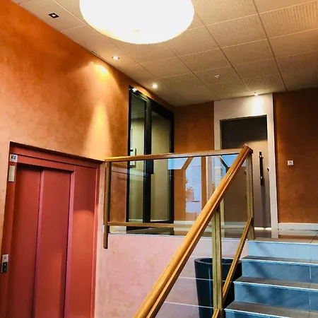 1 Royal Villeroy Apartman *